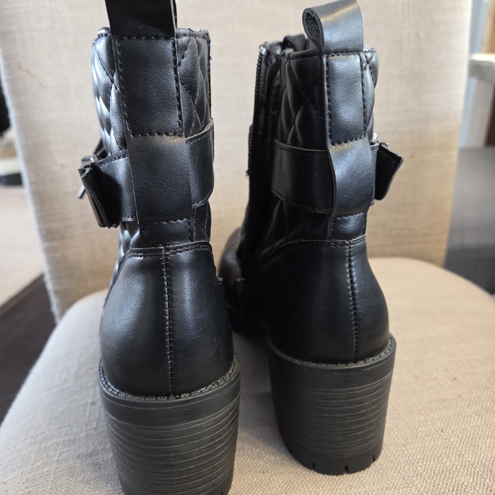 Madden Girl Black Quilted Ankle Booties - Picture 5 of 7